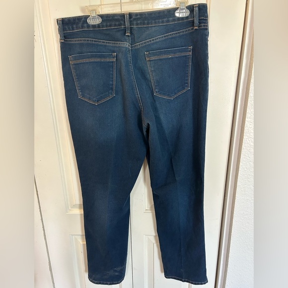 Bandolino Amy Blue Denim Jeans Size 16 - Picture 4 of 12